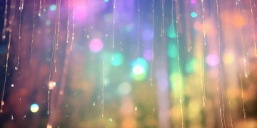 天上的雨是什么颜色有相关歌曲吗？